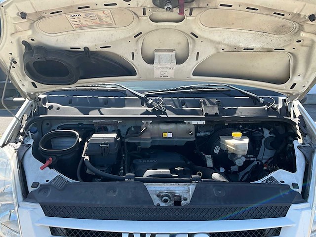 2009 iveco daily vrachtwagen hydraulische laadklep - tachograaf - 3 pers - afbeelding 50 van  57