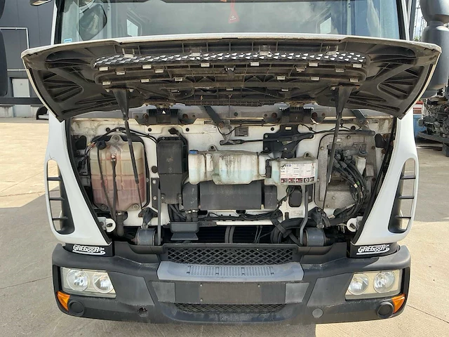 2009 iveco eurocargo 90e18 / 90e / 3.4 4x2 vrachtwagen dubbele cabine met open laadbak en materiaalkoffer - afbeelding 18 van  45
