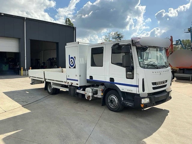 2009 iveco eurocargo 90e18 / 90e / 3.4 4x2 vrachtwagen dubbele cabine met open laadbak en materiaalkoffer - afbeelding 43 van  45