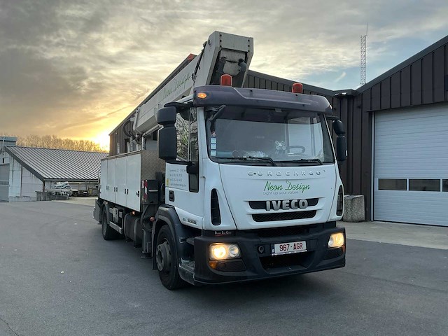 2009 iveco eurocargo vrachtwagen - afbeelding 12 van  38