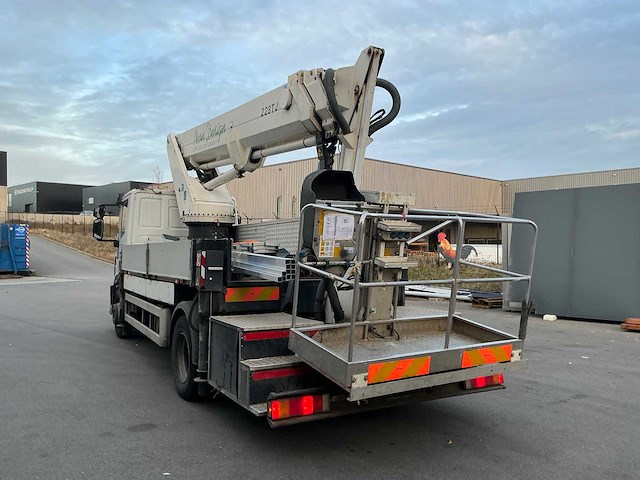 2009 iveco eurocargo vrachtwagen - afbeelding 33 van  38