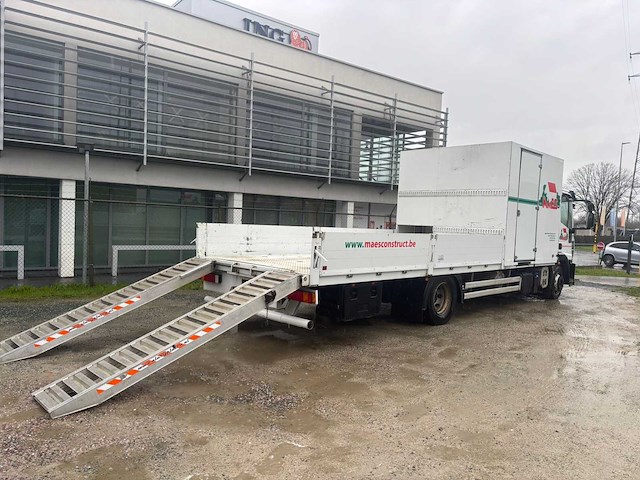 2009 iveco eurocargo vrachtwagen - afbeelding 30 van  32