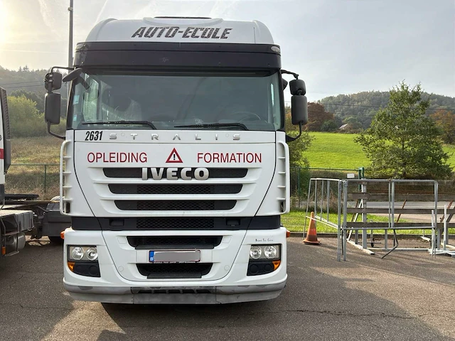 2009 iveco stralis 440s/7.1 2009 iveco truck - afbeelding 1 van  41