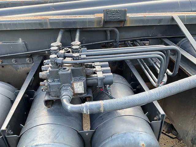 2009 iveco stralis vrachtwagen - afbeelding 24 van  41