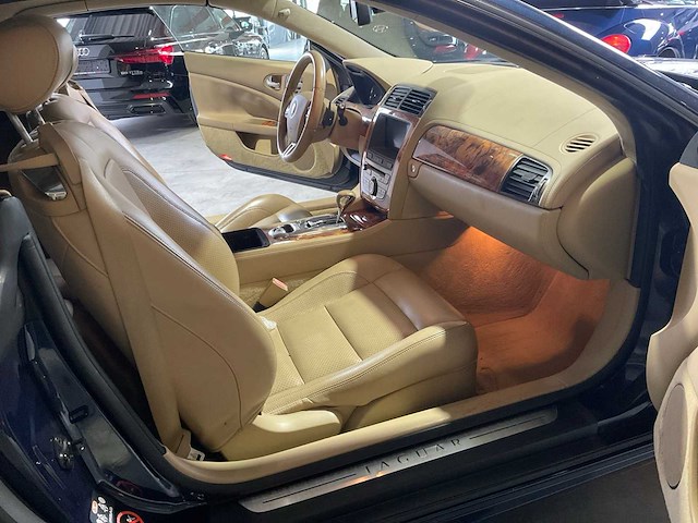 2009 jaguar xk cabrio - afbeelding 20 van  39