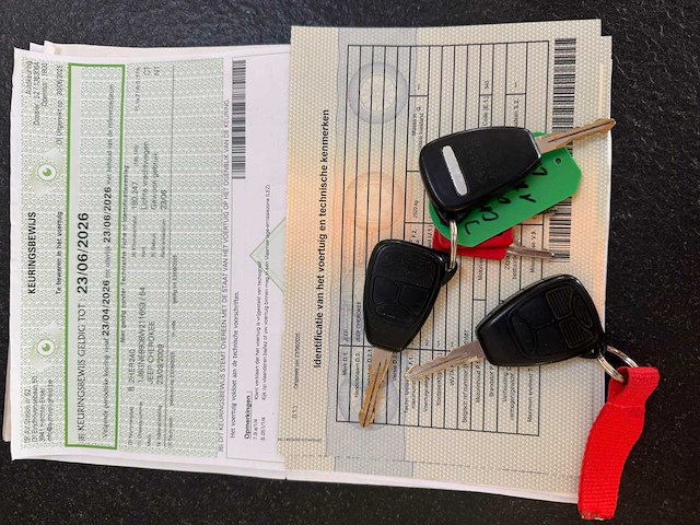 2009 jeep cherokee - afbeelding 32 van  38