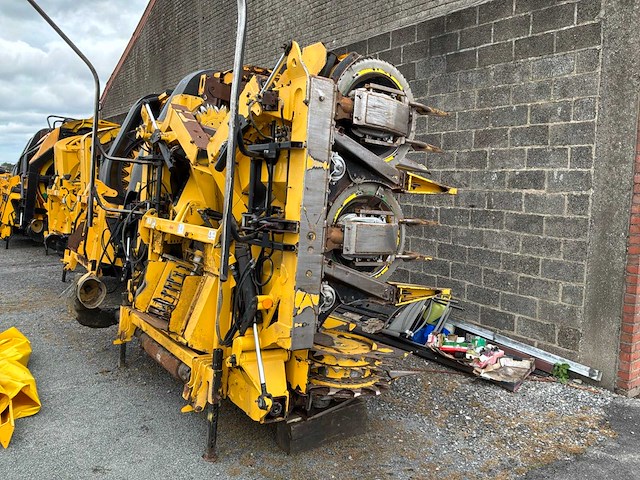 2009 kemper - new holland fi470 mais coupe voor veldhakselaar - afbeelding 1 van  4
