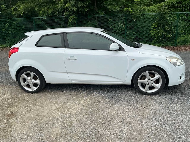 2009 kia cee d - afbeelding 35 van  37