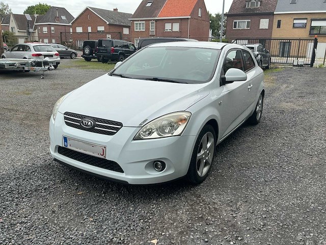 2009 kia cee d - afbeelding 1 van  37