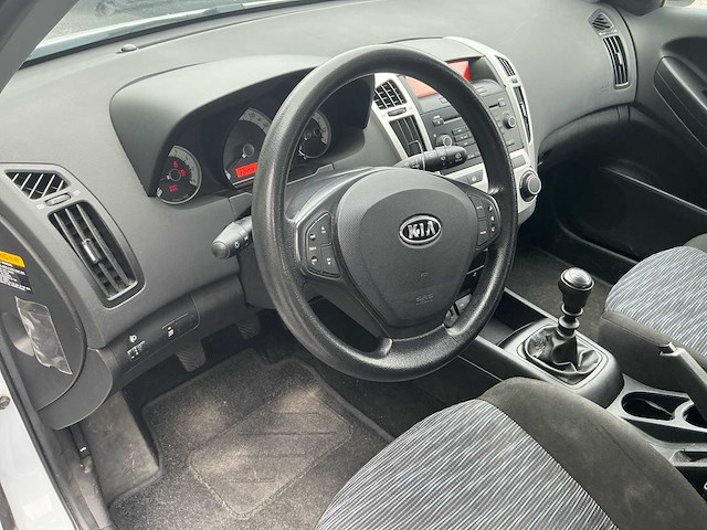 2009 kia cee d - afbeelding 15 van  37