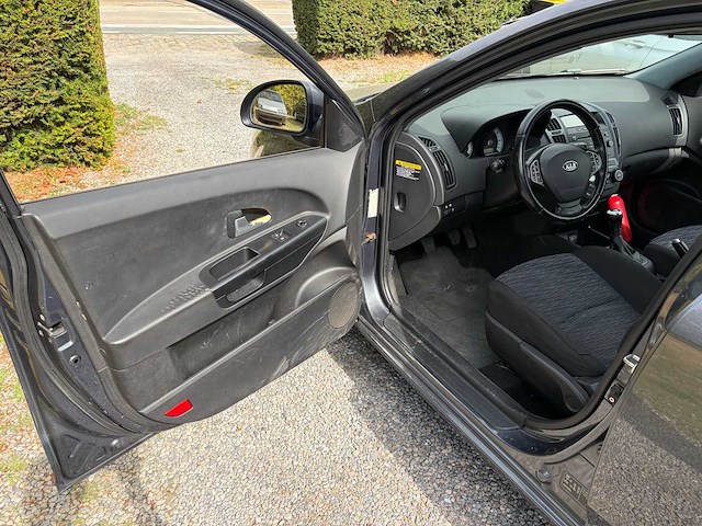 2009 kia cee’d personenauto - afbeelding 5 van  40