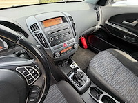 2009 kia cee’d personenauto - afbeelding 9 van  40