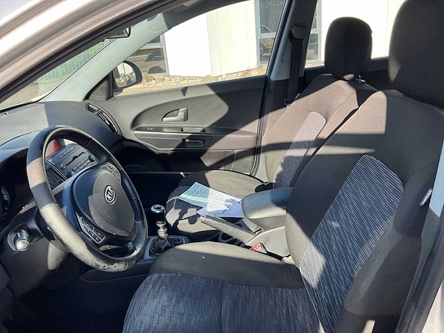 2009 kia cee’d personenauto - afbeelding 2 van  26