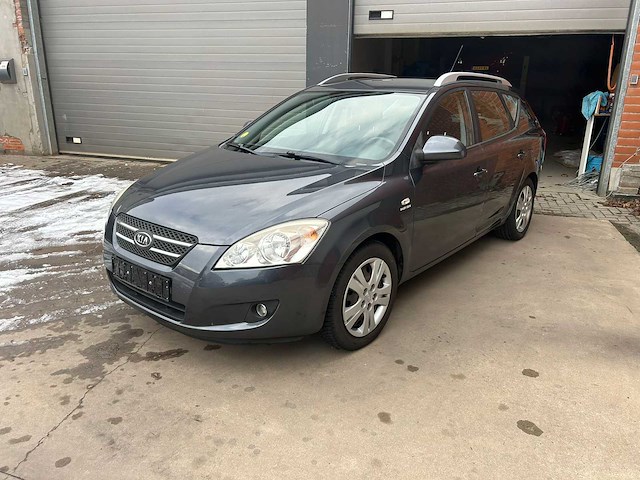 2009 kia ceed personenauto - afbeelding 1 van  28