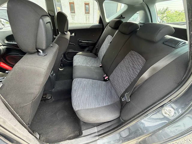 2009 kia cee’d personenauto - afbeelding 19 van  40