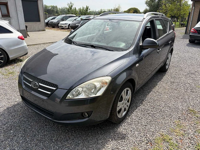 2009 kia cee’d personenauto - afbeelding 1 van  40