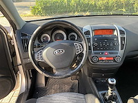 2009 kia cee’d personenauto - afbeelding 4 van  26