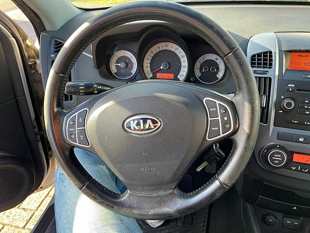 2009 kia cee’d personenauto - afbeelding 7 van  26