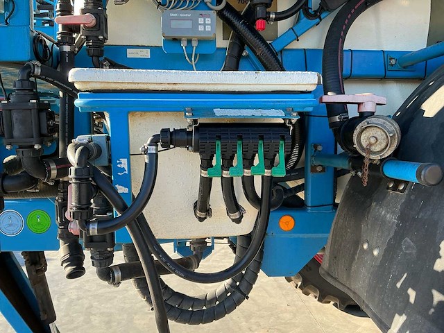 2009 lemken albatros 40/33 veldspuit - afbeelding 9 van  28