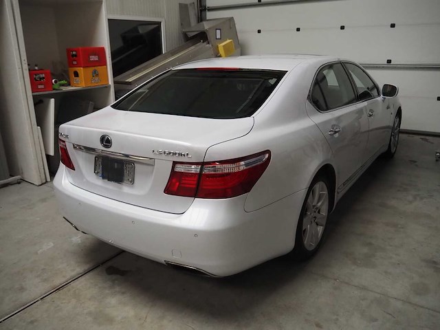 2009 lexus ls600hl personenauto - afbeelding 23 van  61