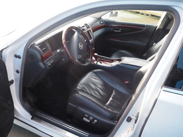 2009 lexus ls600hl personenauto - afbeelding 60 van  61