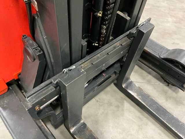 2009 linde r14cs reach truck - afbeelding 3 van  16