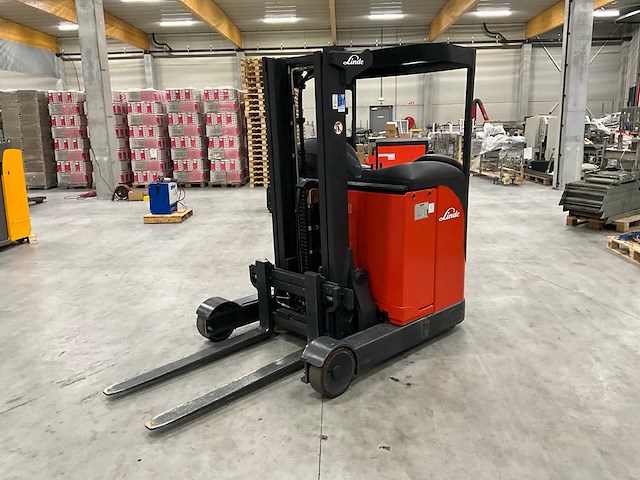 2009 linde r14cs reach truck - afbeelding 11 van  16