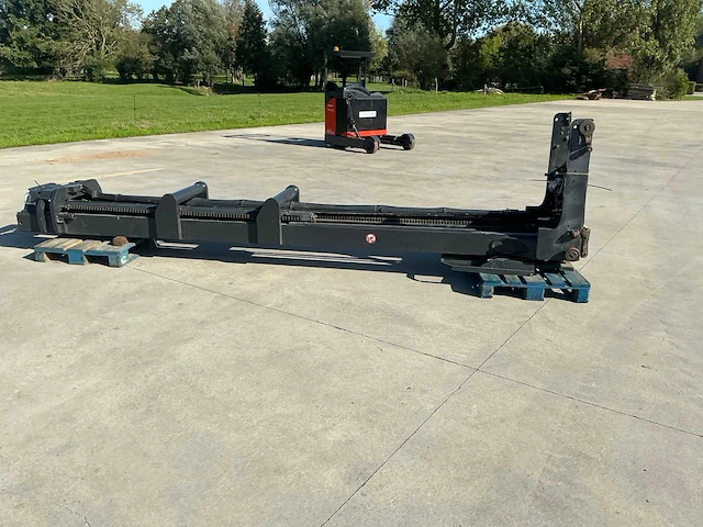 2009 linde r20s reach truck - afbeelding 80 van  86