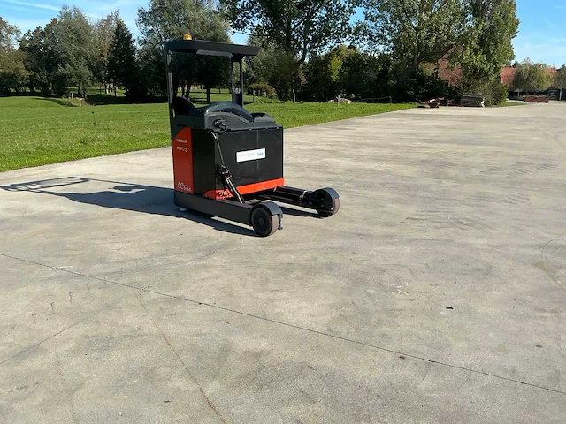 2009 linde r20s reach truck - afbeelding 80 van  89