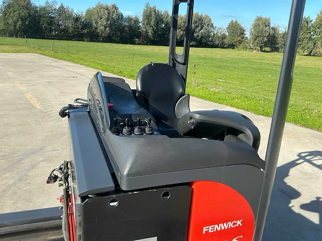 2009 linde r20s reach truck - afbeelding 21 van  89