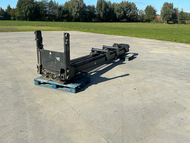 2009 linde r20s reach truck - afbeelding 56 van  89