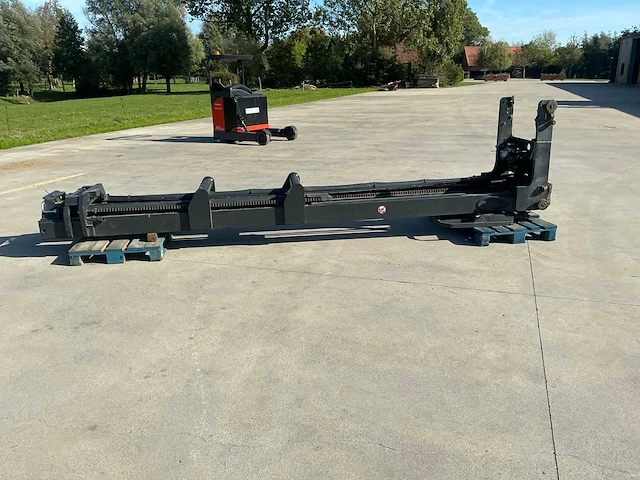 2009 linde r20s reach truck - afbeelding 64 van  89