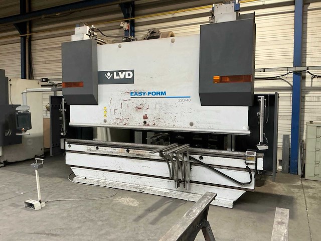 2009 lvd easy-form ppeb 220/40 cnc-kantbank - afbeelding 1 van  29