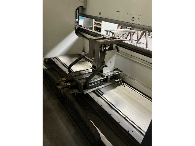 2009 lvd easy-form ppeb 220/40 cnc-kantbank - afbeelding 28 van  29