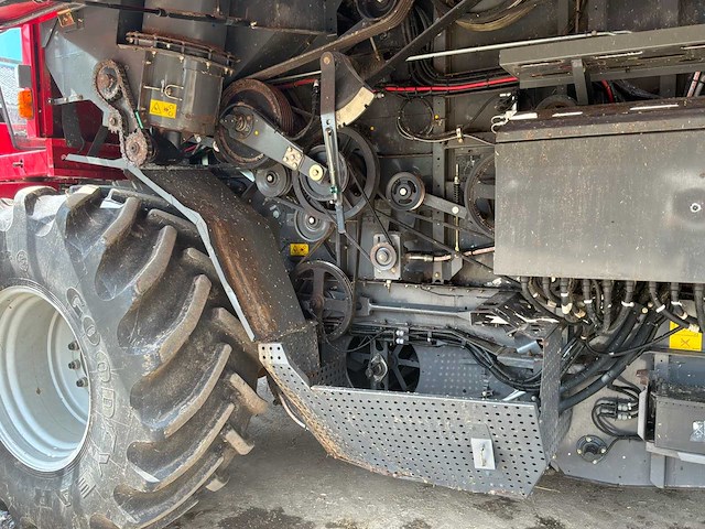 2009 massey ferguson centora 7280 al combine harvester met 25 ft snijstang, trolley en koolzaadapparatuur - afbeelding 8 van  30