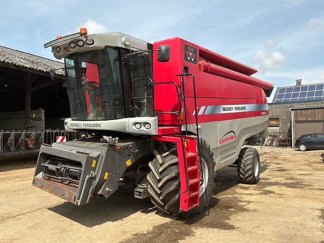 2009 massey ferguson centora 7280 al combine harvester met 25 ft snijstang, trolley en koolzaadapparatuur - afbeelding 1 van  30