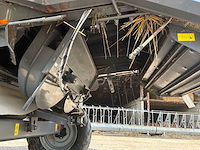 2009 massey ferguson centora 7280 al combine harvester met 25 ft snijstang, trolley en koolzaadapparatuur - afbeelding 15 van  30
