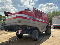 2009 massey ferguson centora 7280 al combine harvester met 25 ft snijstang, trolley en koolzaadapparatuur - afbeelding 45 van  66