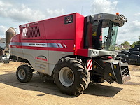 2009 massey ferguson centora 7280 al combine harvester met 25 ft snijstang, trolley en koolzaadapparatuur - afbeelding 64 van  66