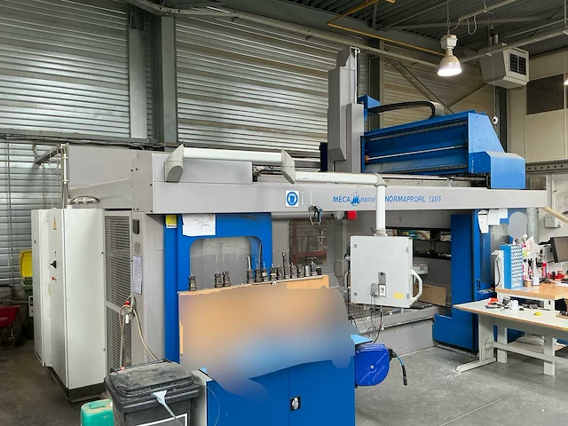 2009 mécanuméric cnc-portaalfrees cnc freesmachine - afbeelding 1 van  52