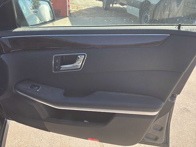 2009 mercedes-benz e 250 personenauto - afbeelding 21 van  42
