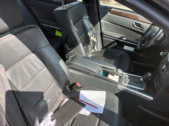 2009 mercedes-benz e 250 personenauto - afbeelding 23 van  42