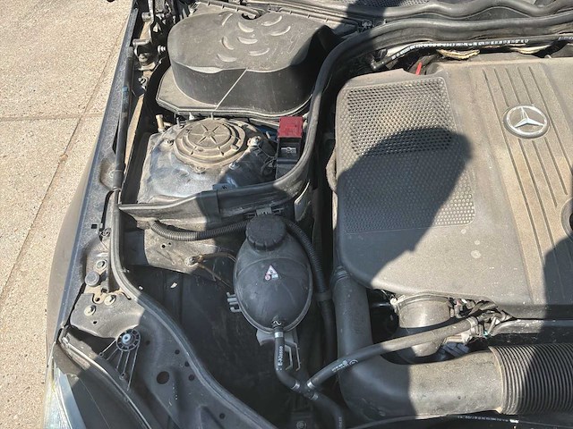 2009 mercedes-benz e 250 personenauto - afbeelding 26 van  42