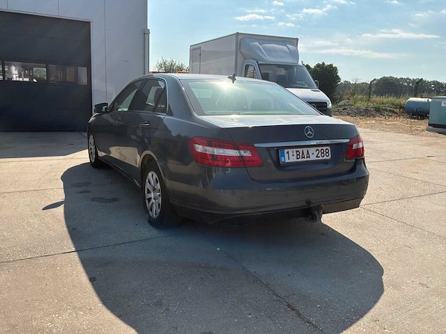 2009 mercedes-benz e 250 personenauto - afbeelding 33 van  42