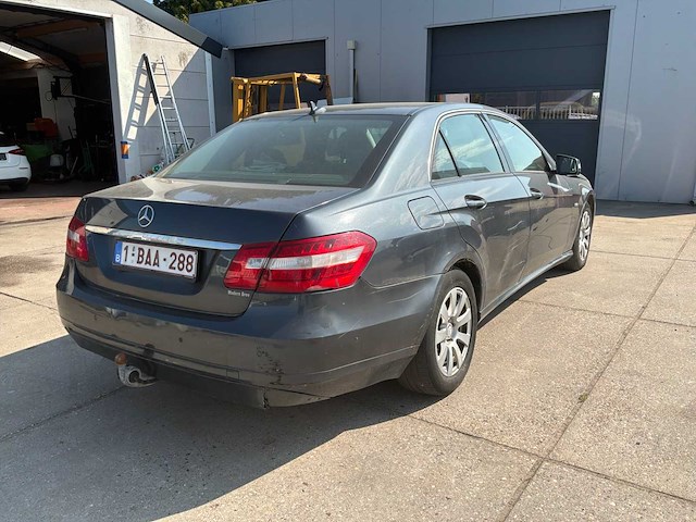 2009 mercedes-benz e 250 personenauto - afbeelding 39 van  42