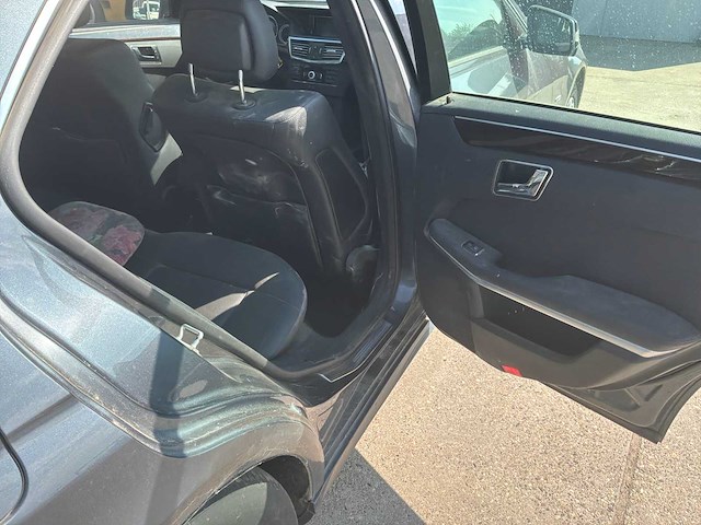 2009 mercedes-benz e 250 personenauto - afbeelding 5 van  19