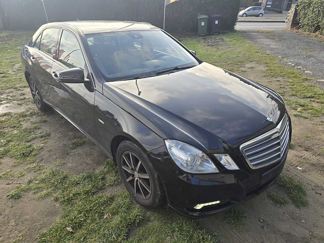 2009 mercedes-benz e220 personenauto - afbeelding 6 van  11