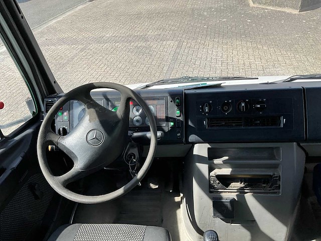 2009 mercedes-benz vario bus - afbeelding 4 van  18
