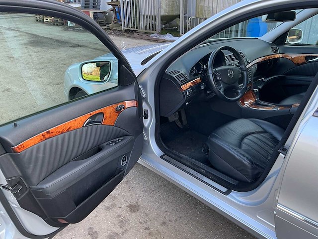 2009 mercedes e 220 cdi personenauto - afbeelding 22 van  29