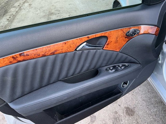 2009 mercedes e 220 cdi personenauto - afbeelding 6 van  29